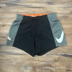 Nike women’s shorts
